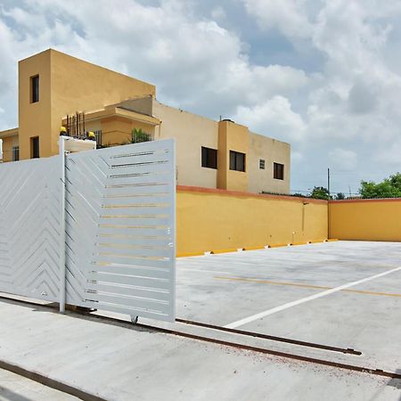 Bnb Tropical Island Aparthotel - Corales Del Sur - Santo Domingo Este La Viva 外观 照片