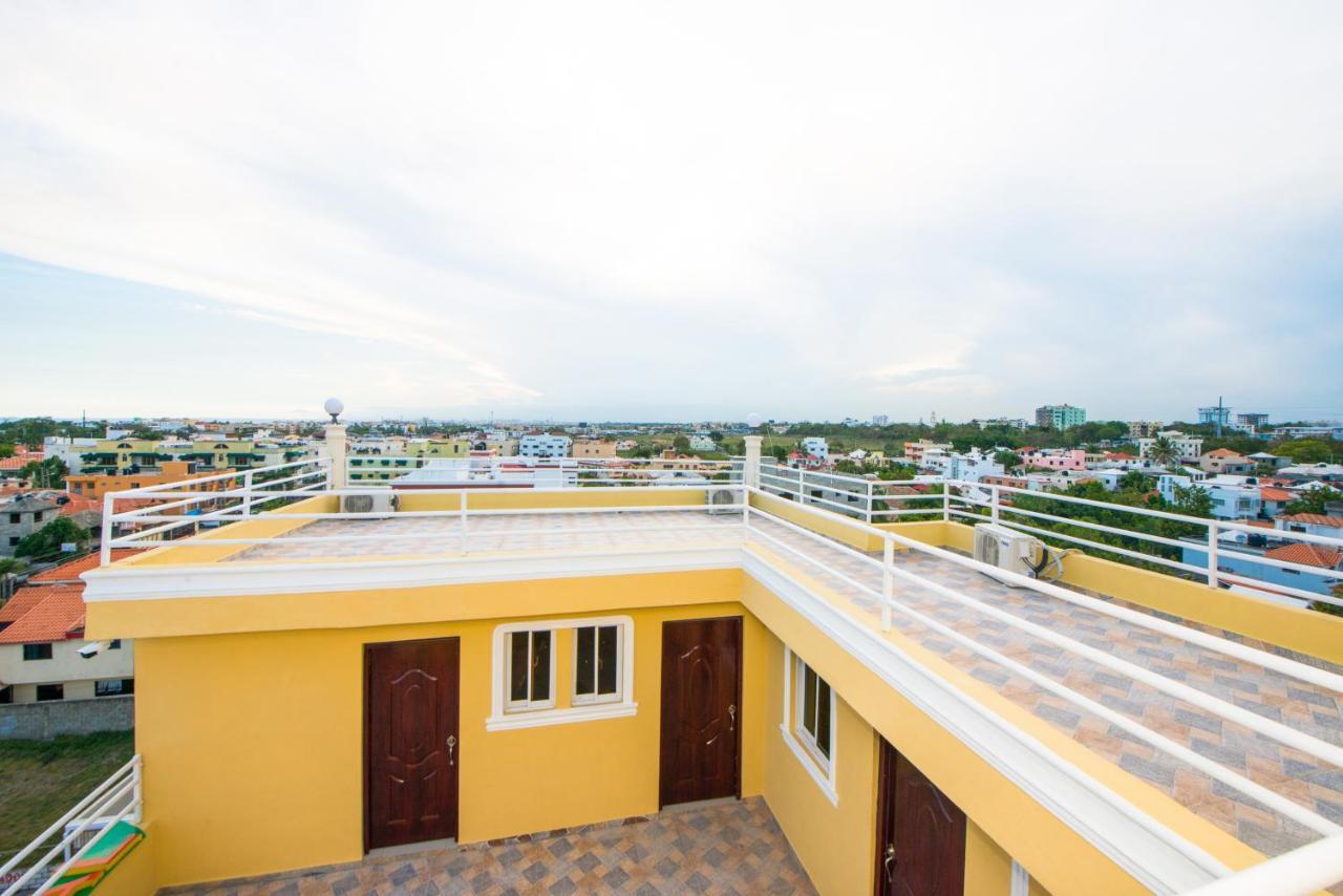 Bnb Tropical Island Aparthotel - Corales Del Sur - Santo Domingo Este La Viva 外观 照片
