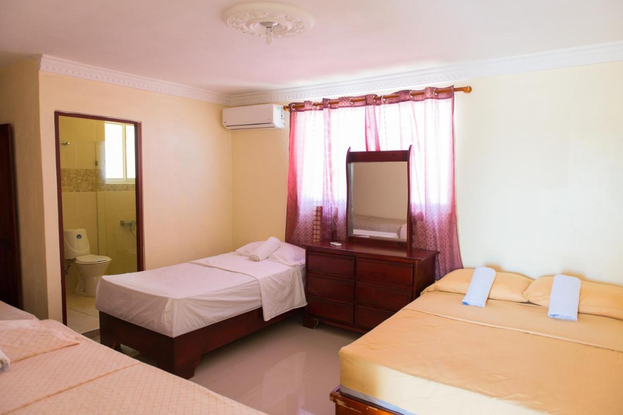 Bnb Tropical Island Aparthotel - Corales Del Sur - Santo Domingo Este La Viva 外观 照片