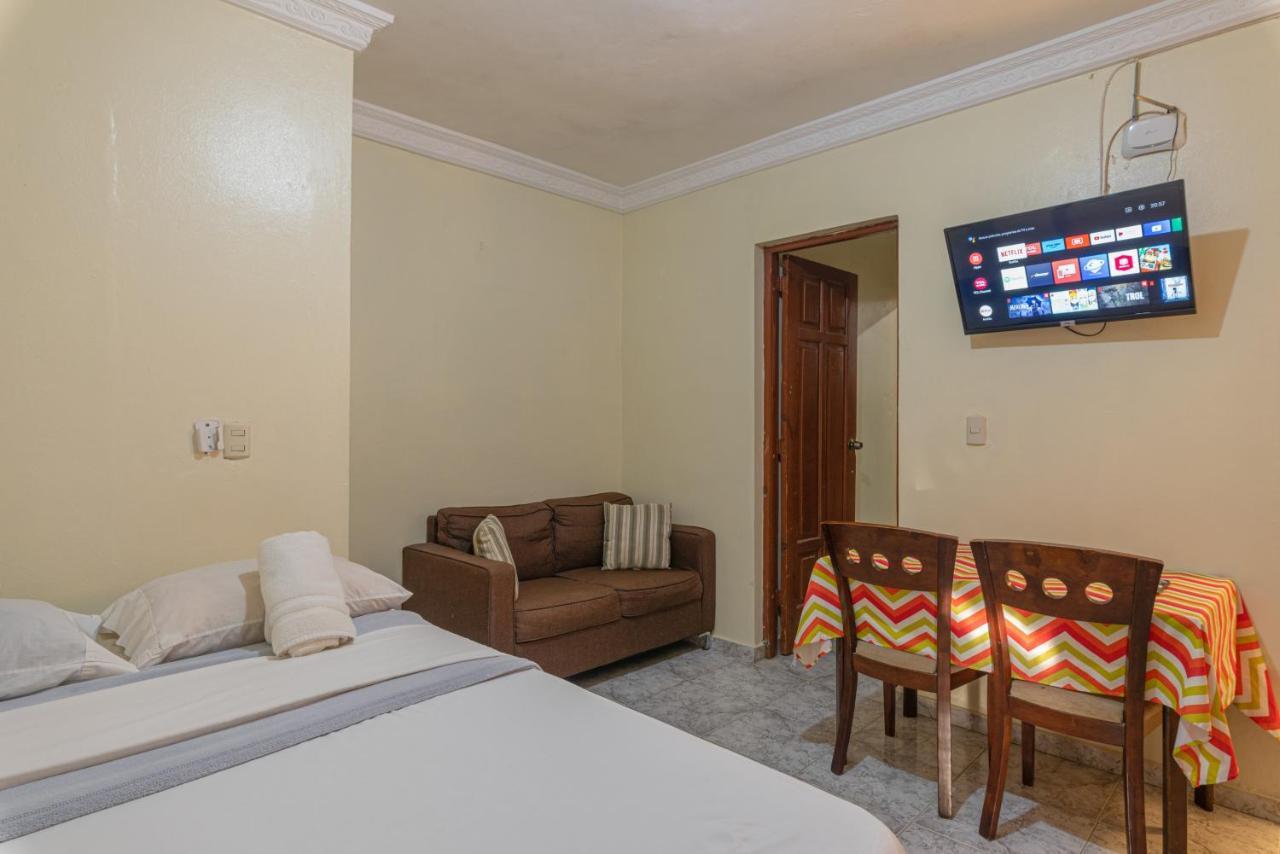 Bnb Tropical Island Aparthotel - Corales Del Sur - Santo Domingo Este La Viva 外观 照片