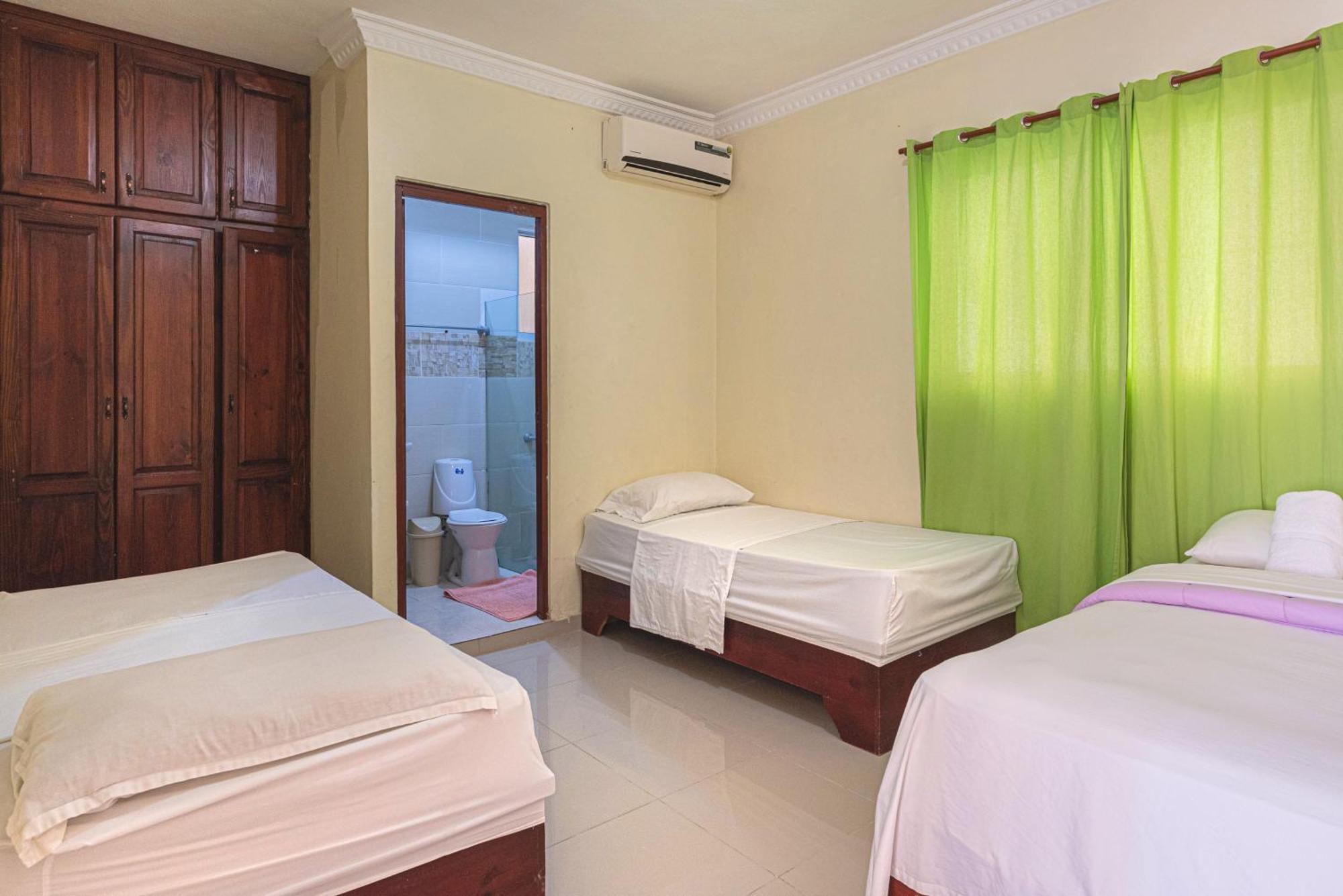 Bnb Tropical Island Aparthotel - Corales Del Sur - Santo Domingo Este La Viva 外观 照片