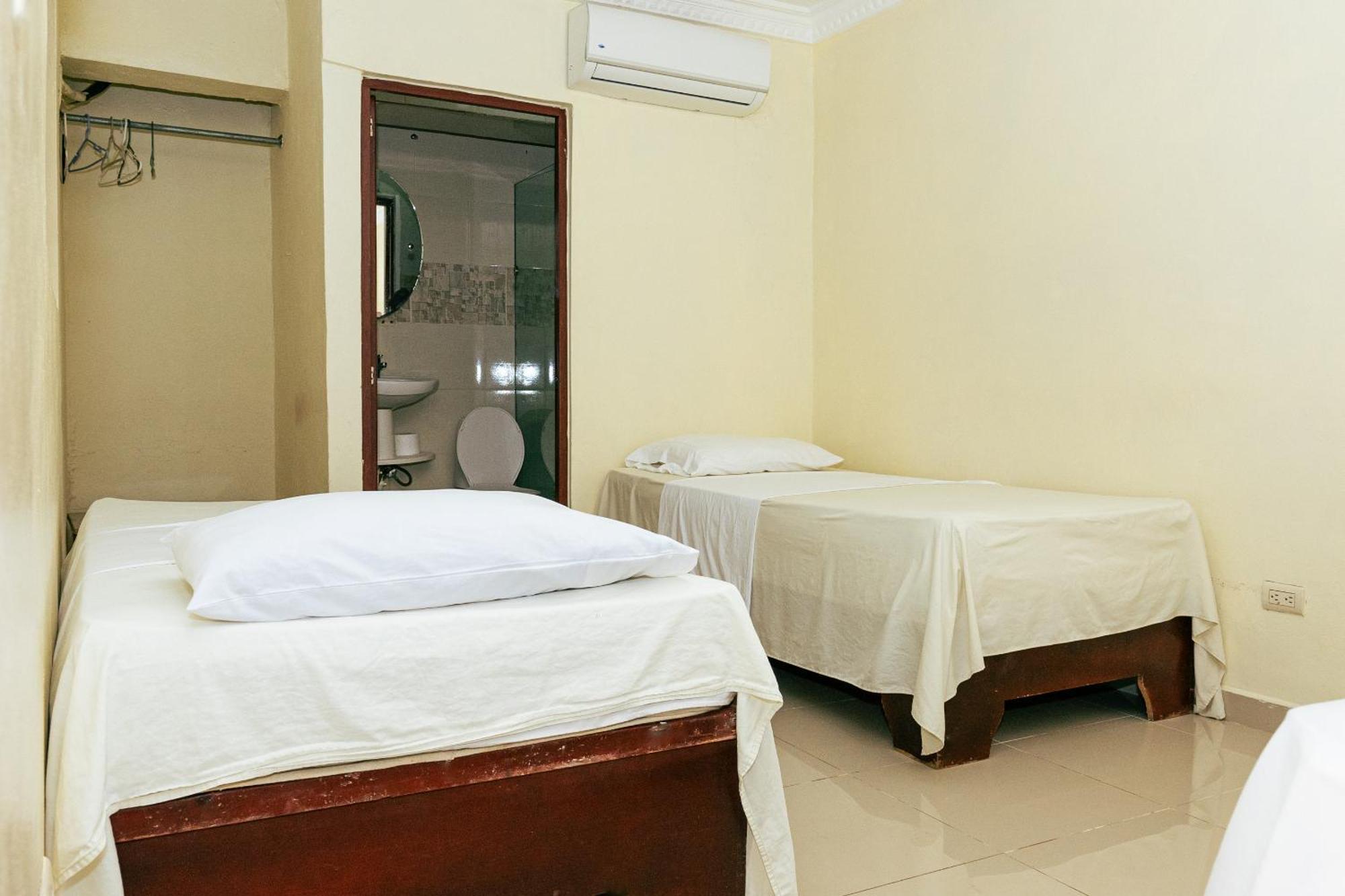 Bnb Tropical Island Aparthotel - Corales Del Sur - Santo Domingo Este La Viva 外观 照片
