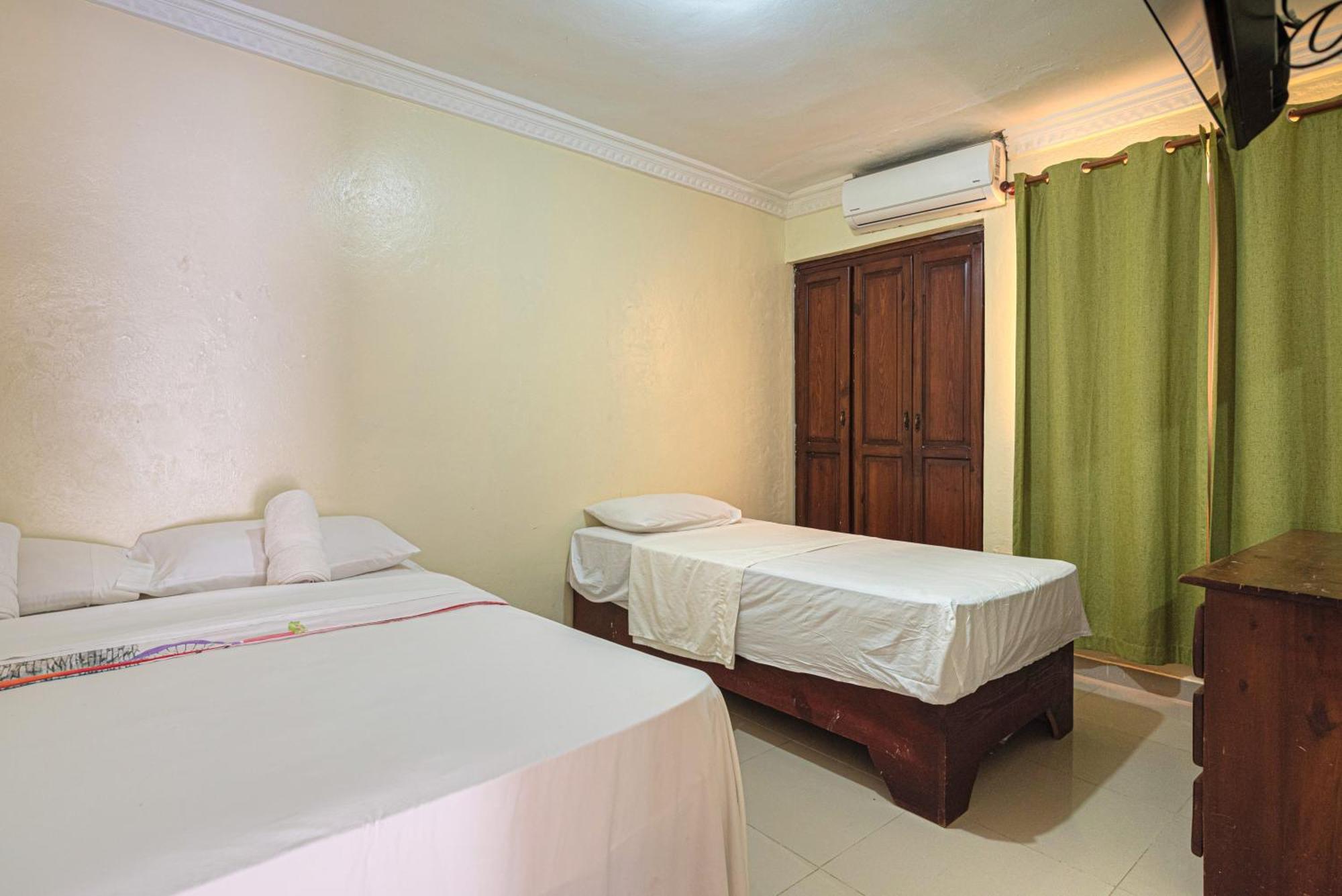 Bnb Tropical Island Aparthotel - Corales Del Sur - Santo Domingo Este La Viva 外观 照片